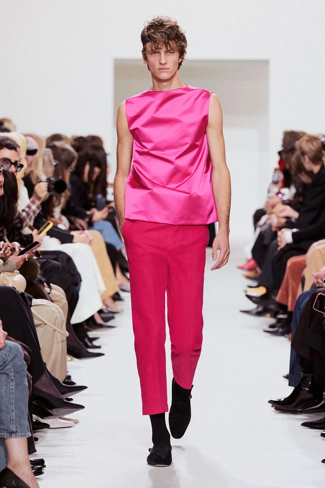 00029-celine-spring-2027-ready-to-wear-credit-brand