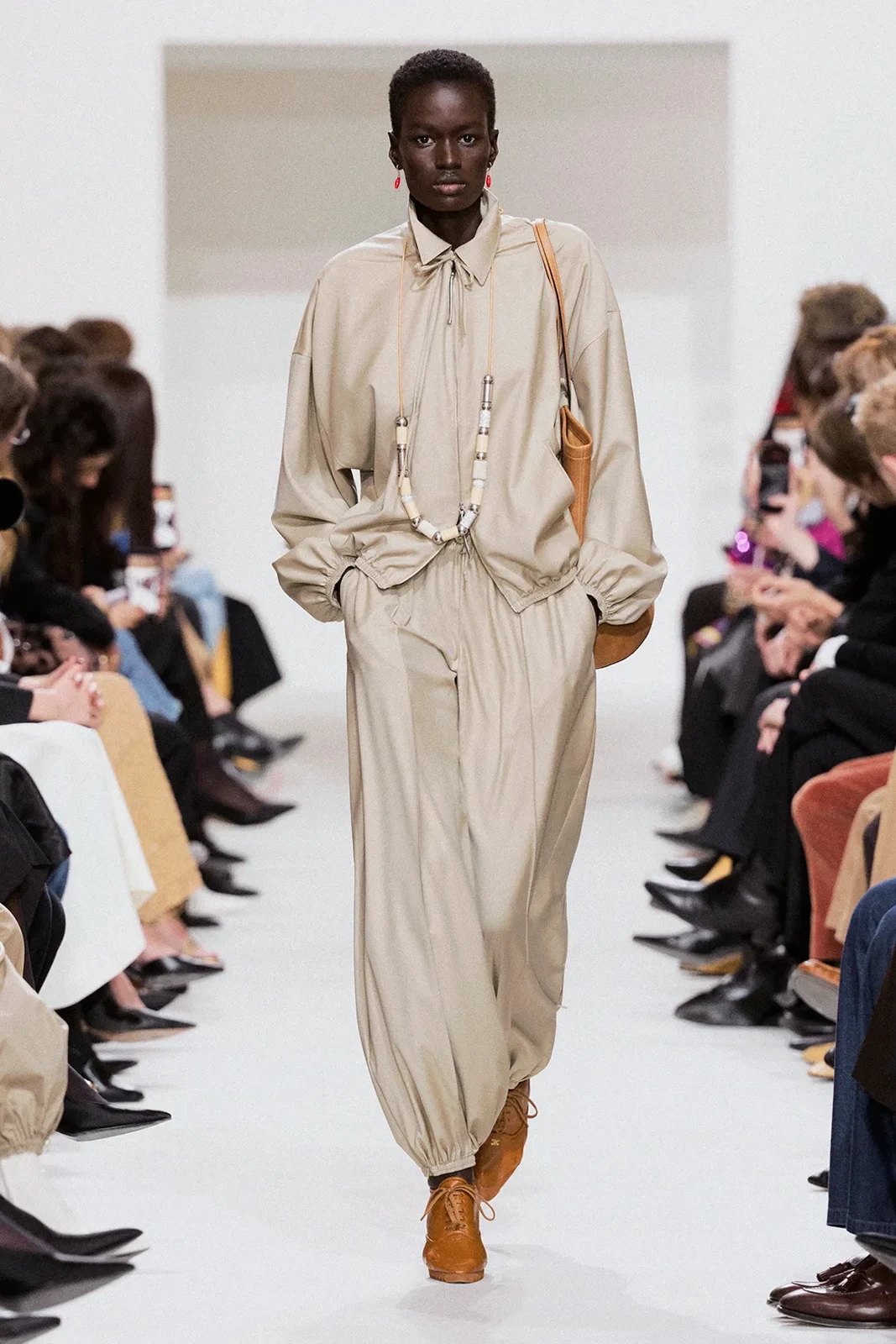00050-celine-spring-2027-ready-to-wear-credit-brand