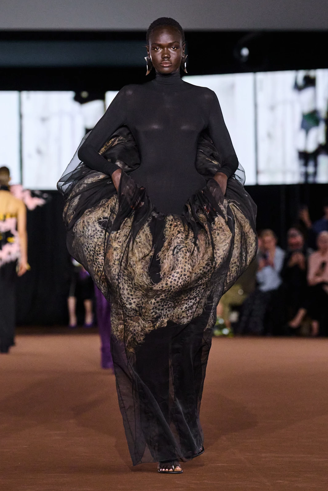 Mugler S27 036