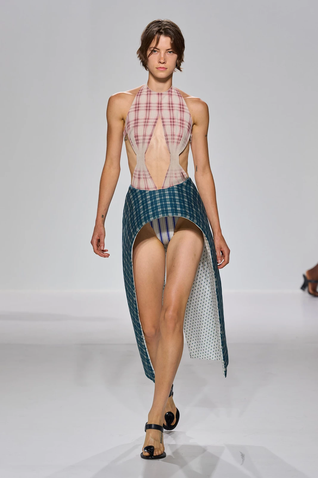 Gaultier S27 032