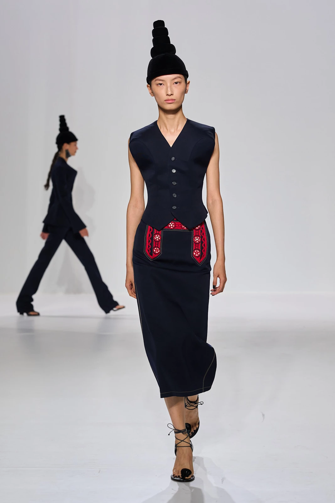 Gaultier S27 044