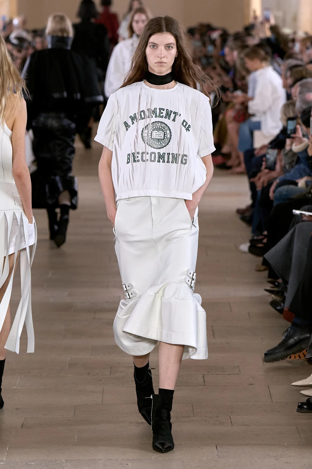Sacai S27 014