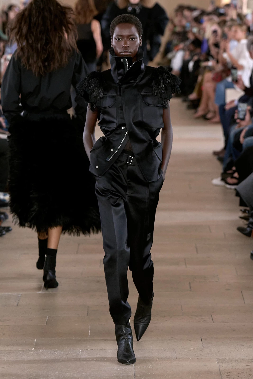 Sacai S27 043