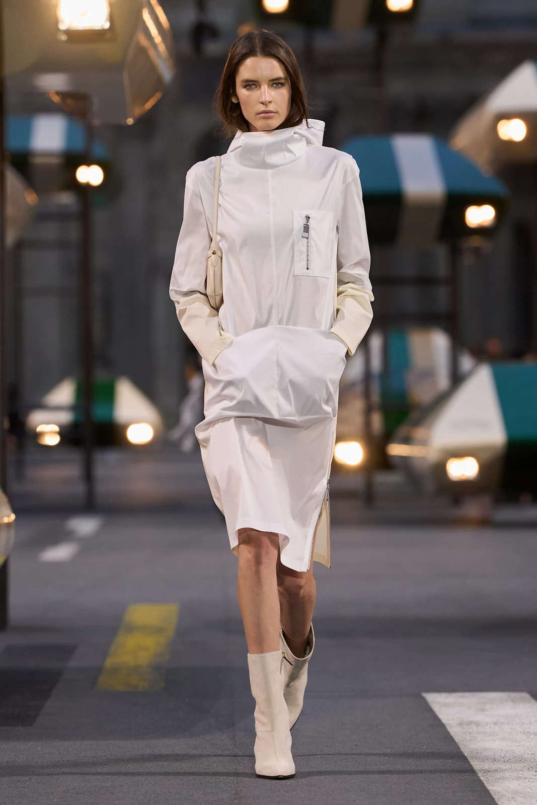 Vuitton S27 010