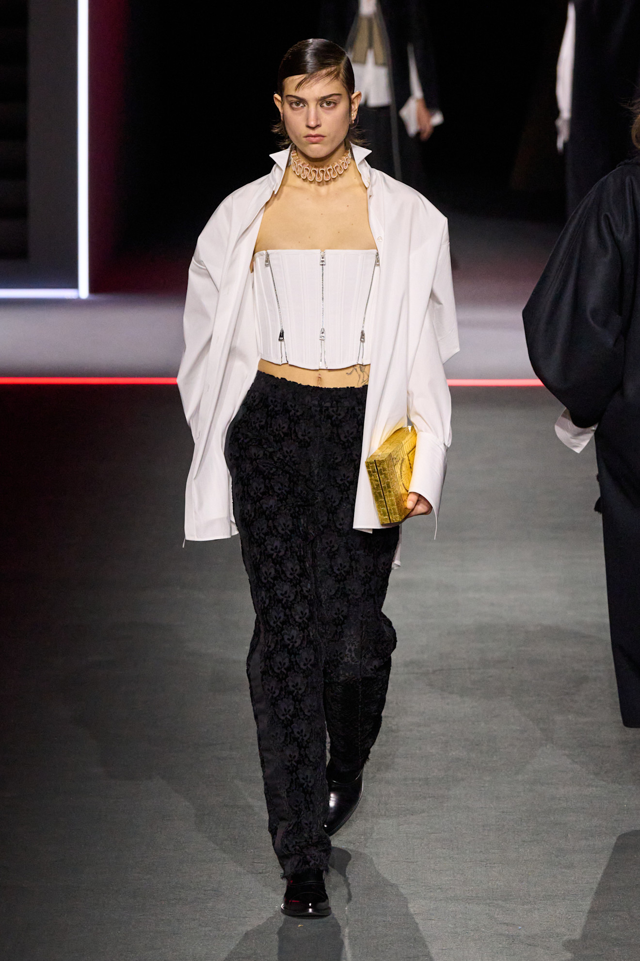 Dior F25 024