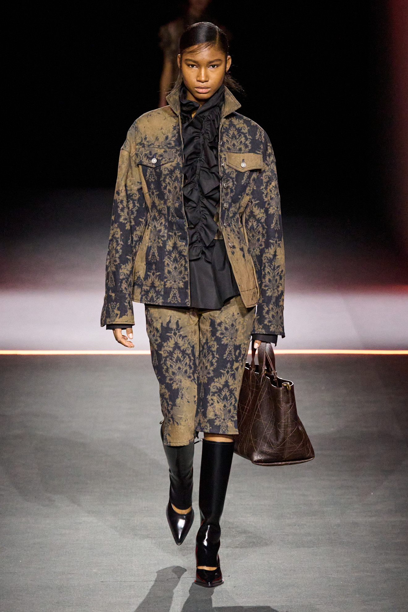 Dior F25 031