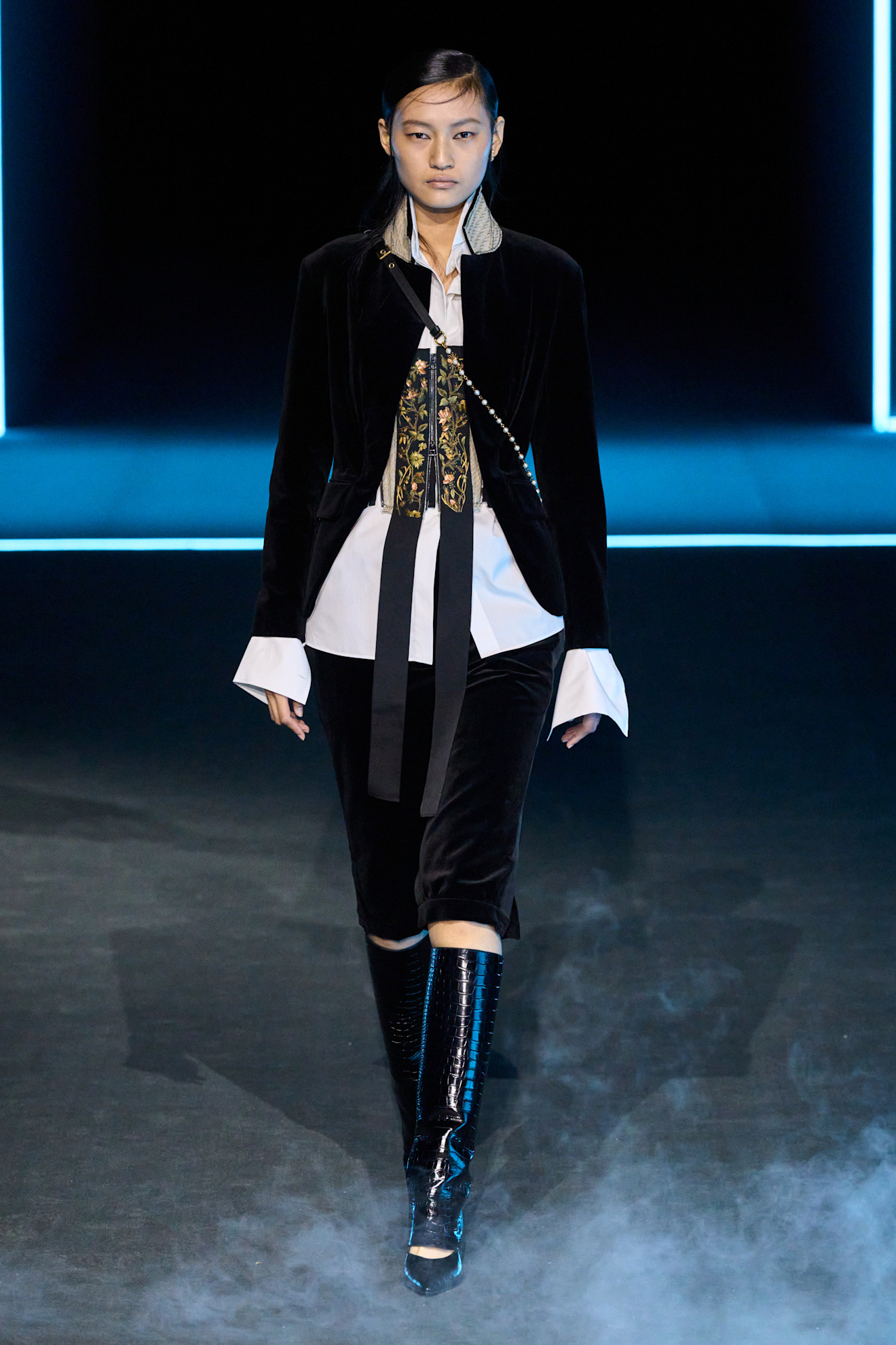 Dior F25 059