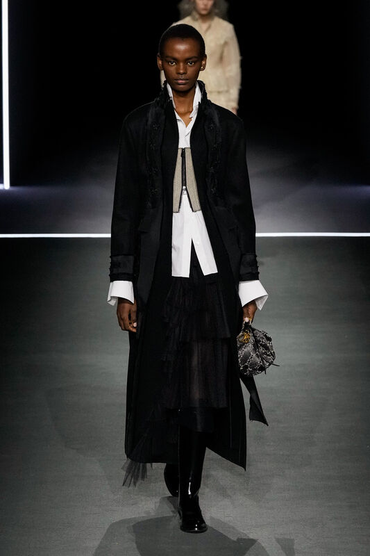 Dior F25 003
