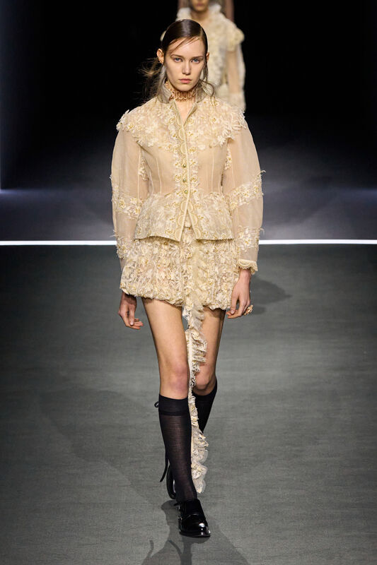 Dior F25 004