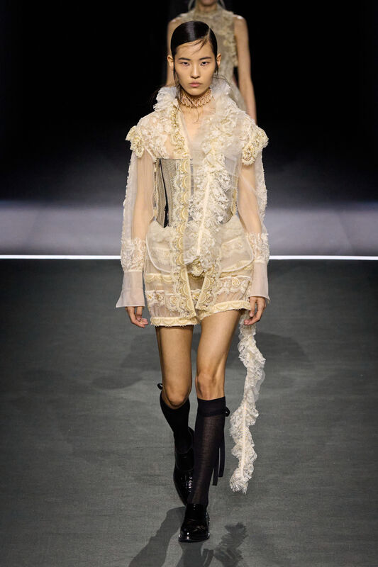 Dior F25 005