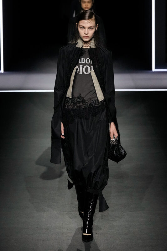 Dior F25 007