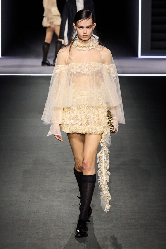 Dior F25 010