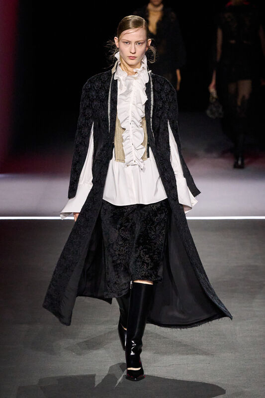 Dior F25 021