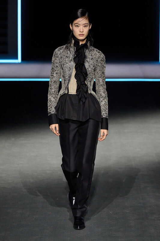 Dior F25 071