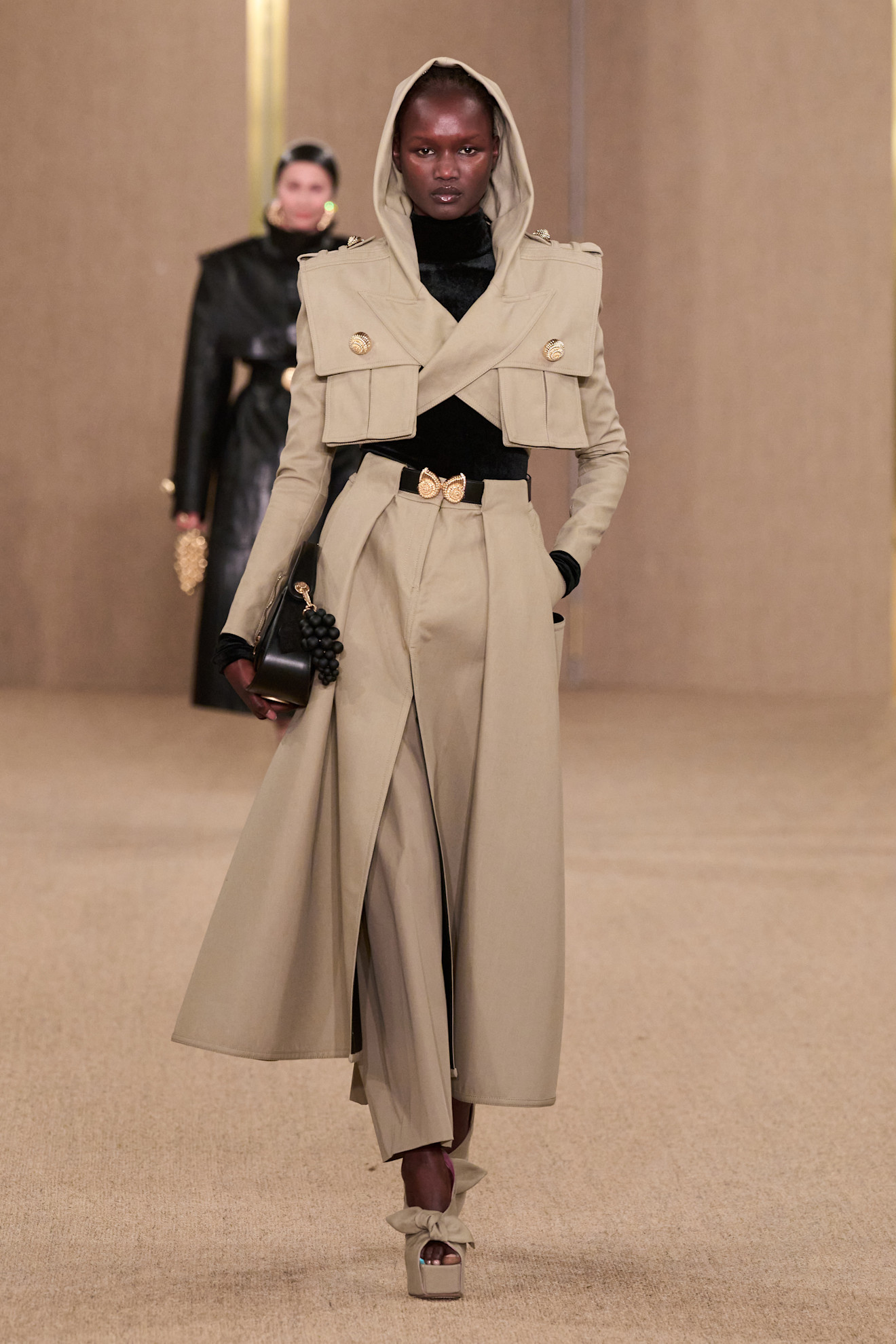 Balmain F24 002