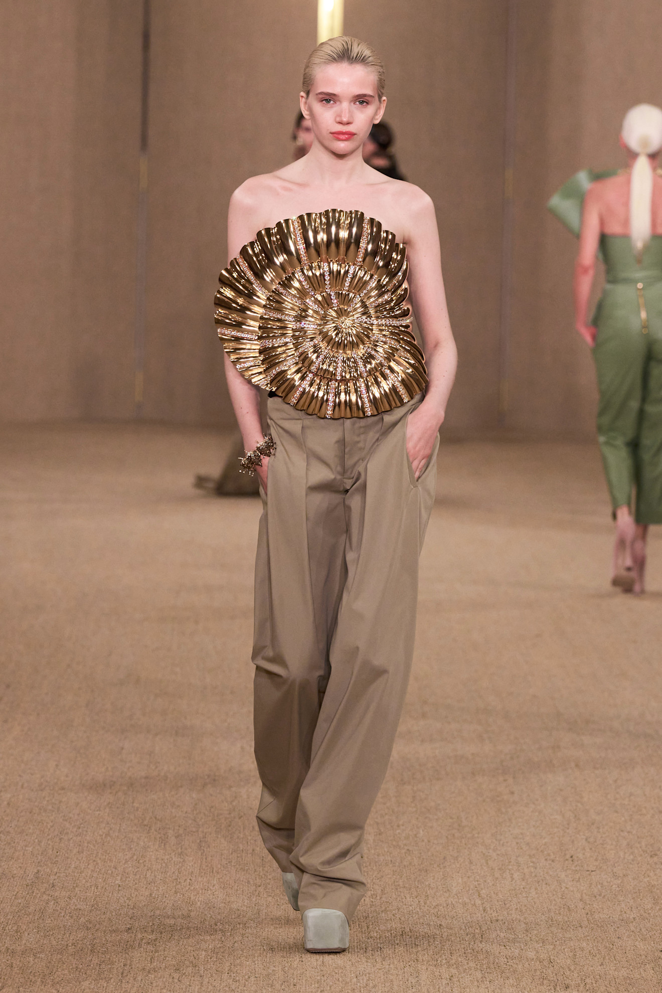 Balmain F24 015