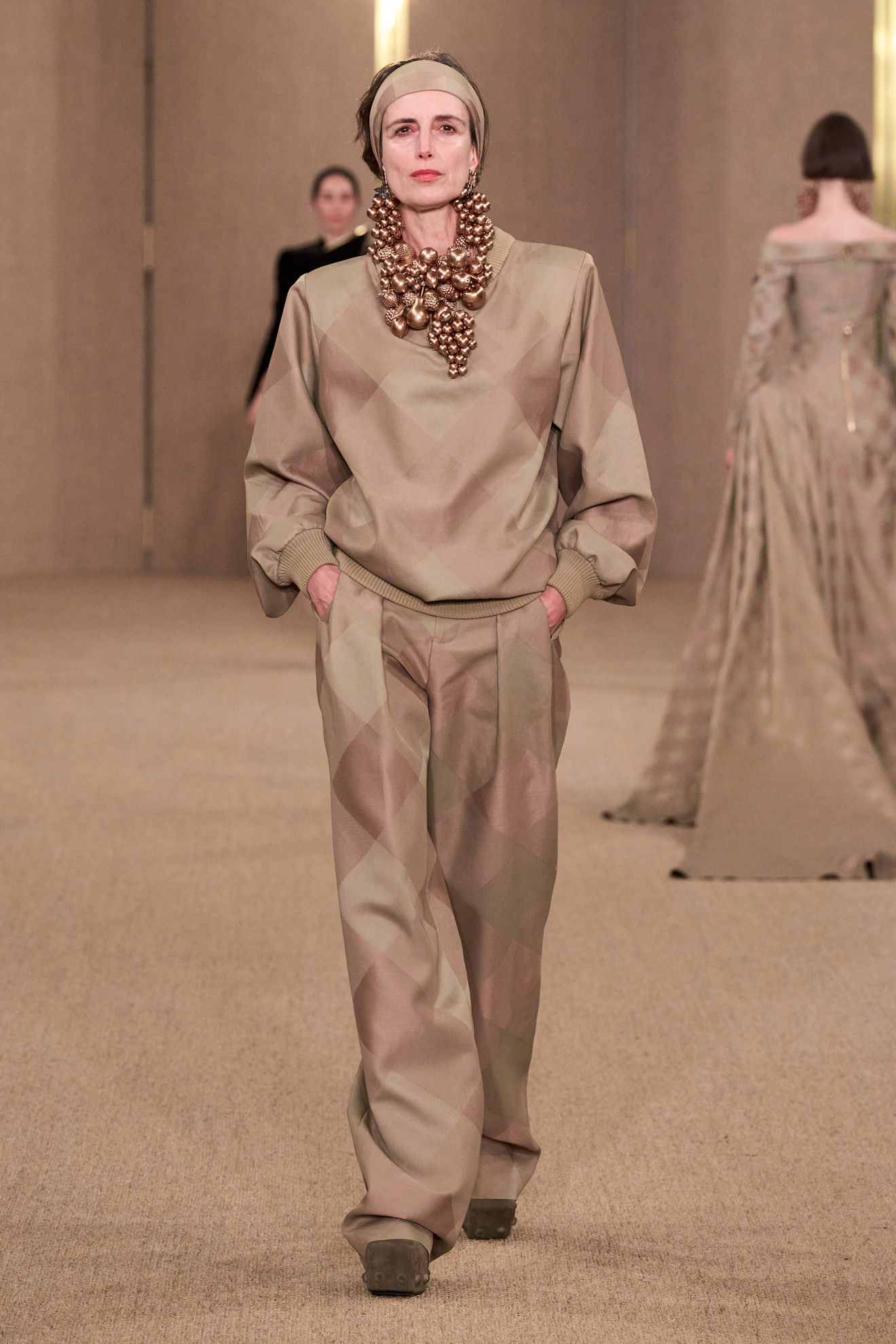 Balmain F24 018