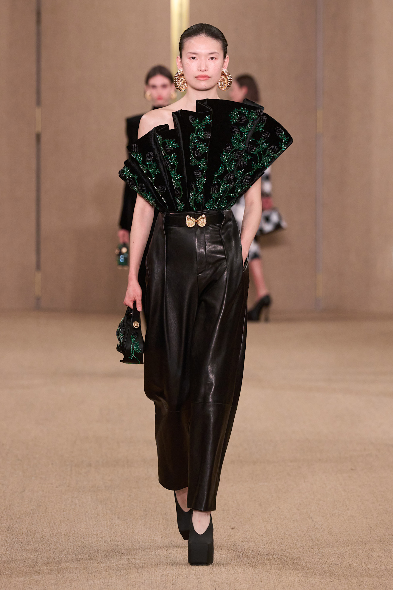 Balmain F24 049
