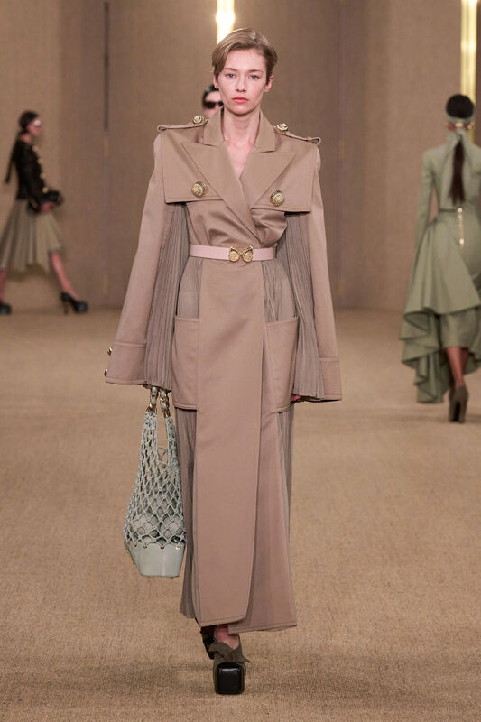 Balmain F24 009