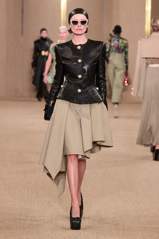 Balmain F24 011