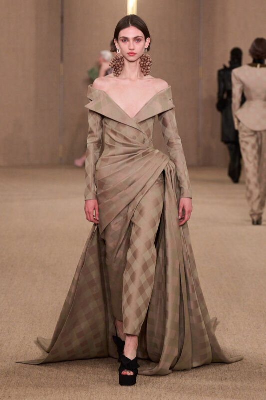Balmain F24 016