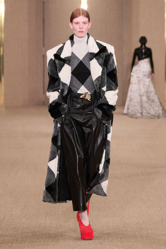 Balmain F24 040