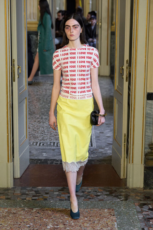 Blumarine F24 018