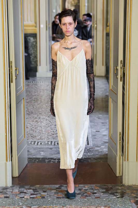 Blumarine F24 038