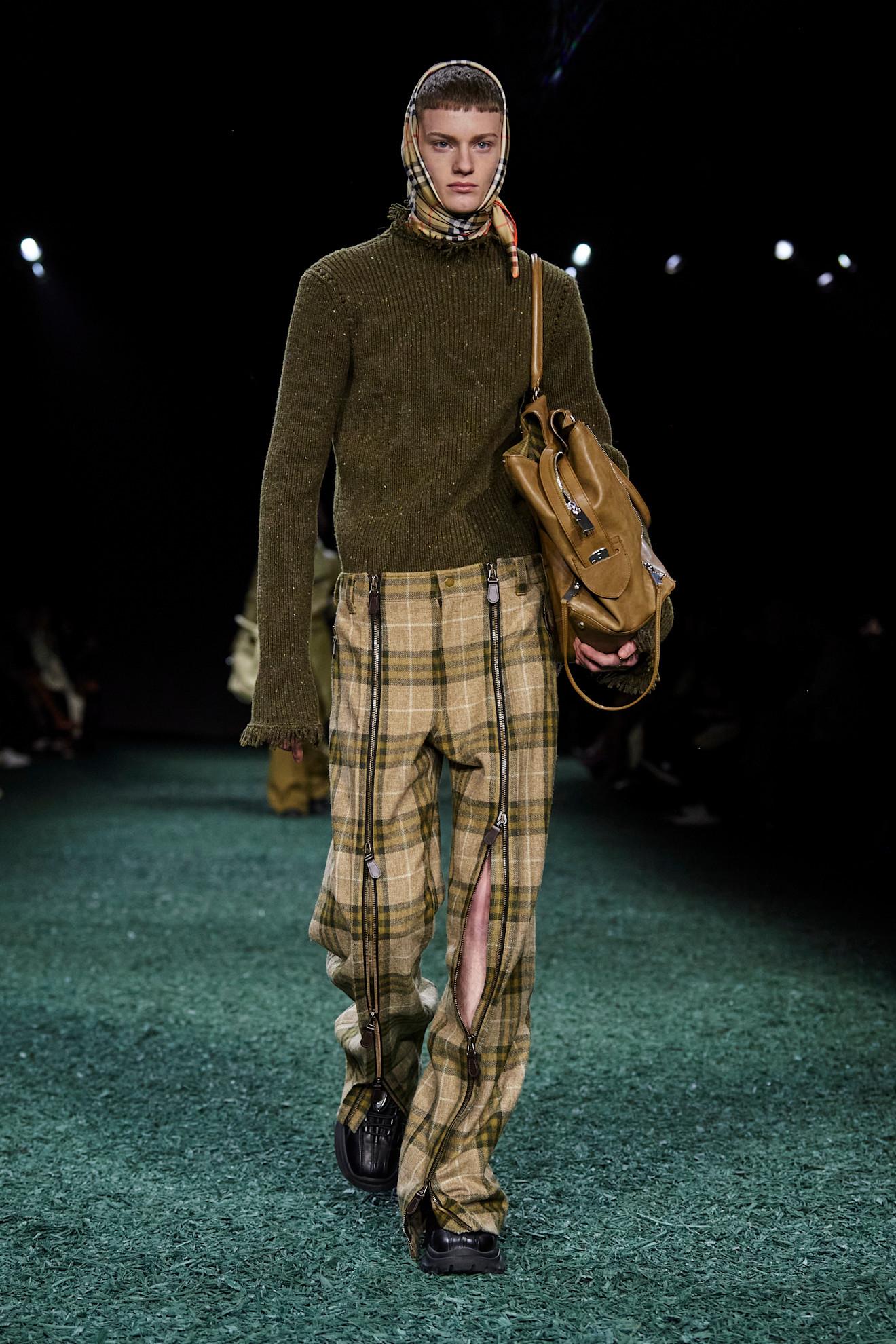 Burberry F24 016