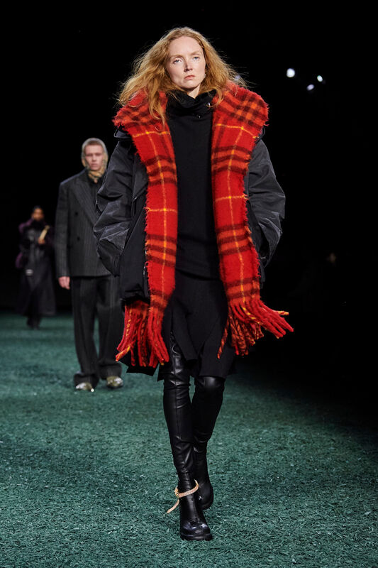 Burberry F24 041