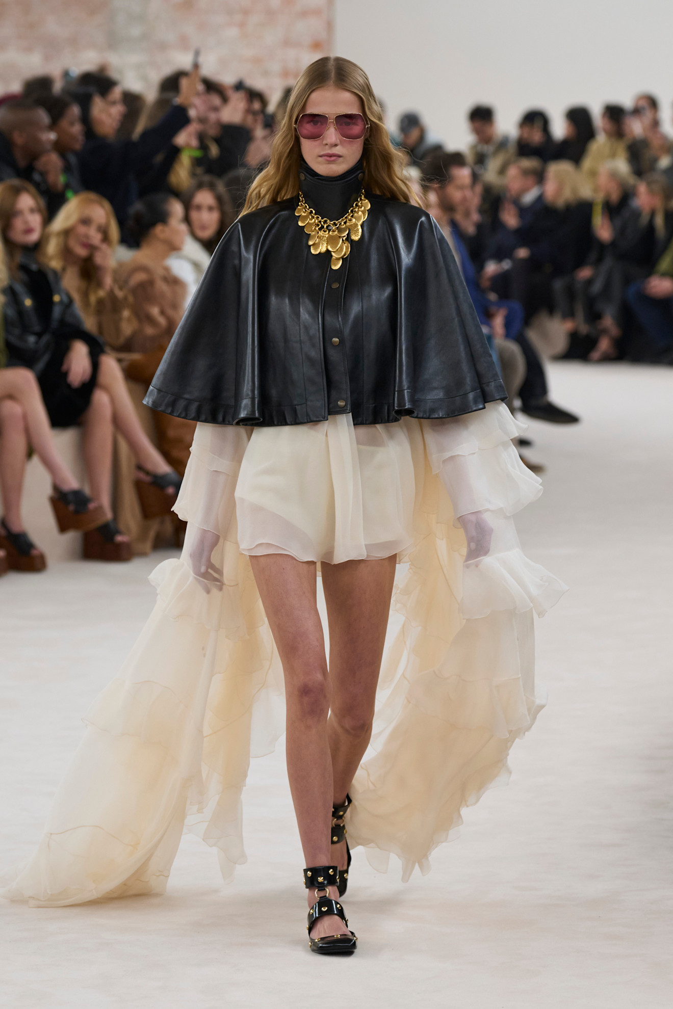 Chloe F24 001