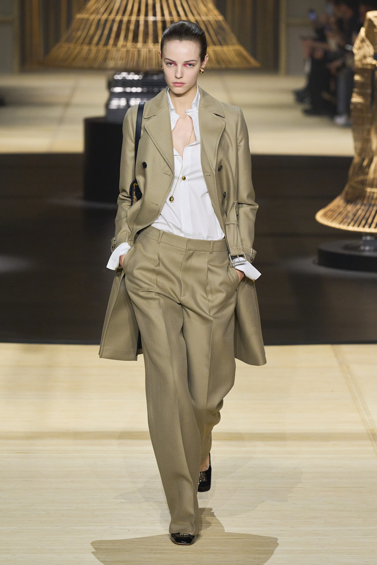 Christian Dior F24 001