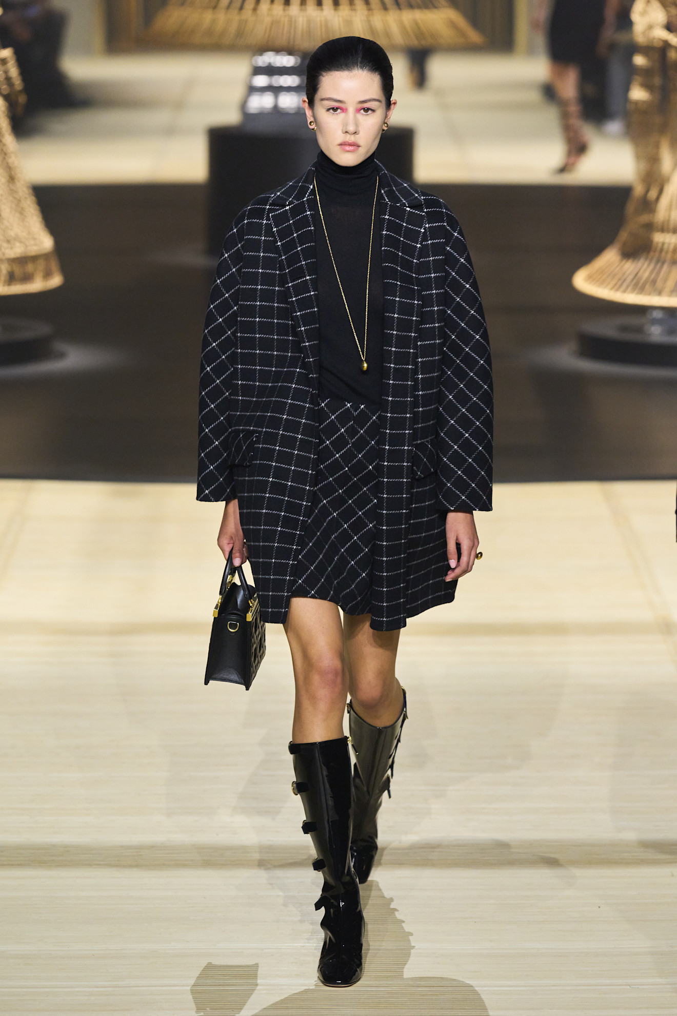 Christian Dior F24 029