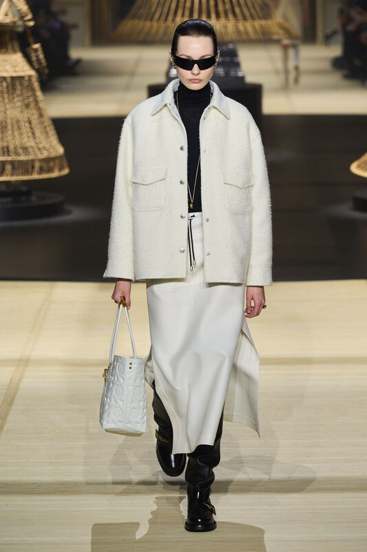 Christian Dior F24 023
