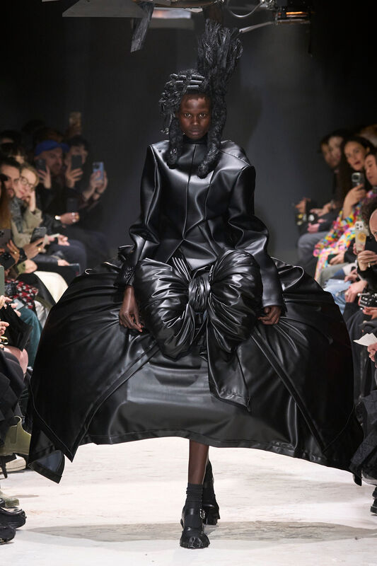 Comme Des Garcons F24 015