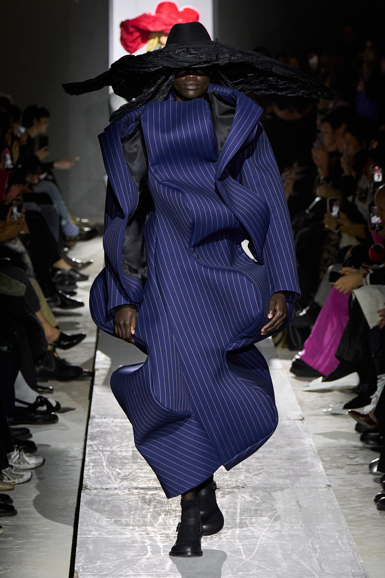 Comme Des Garcons F25 001