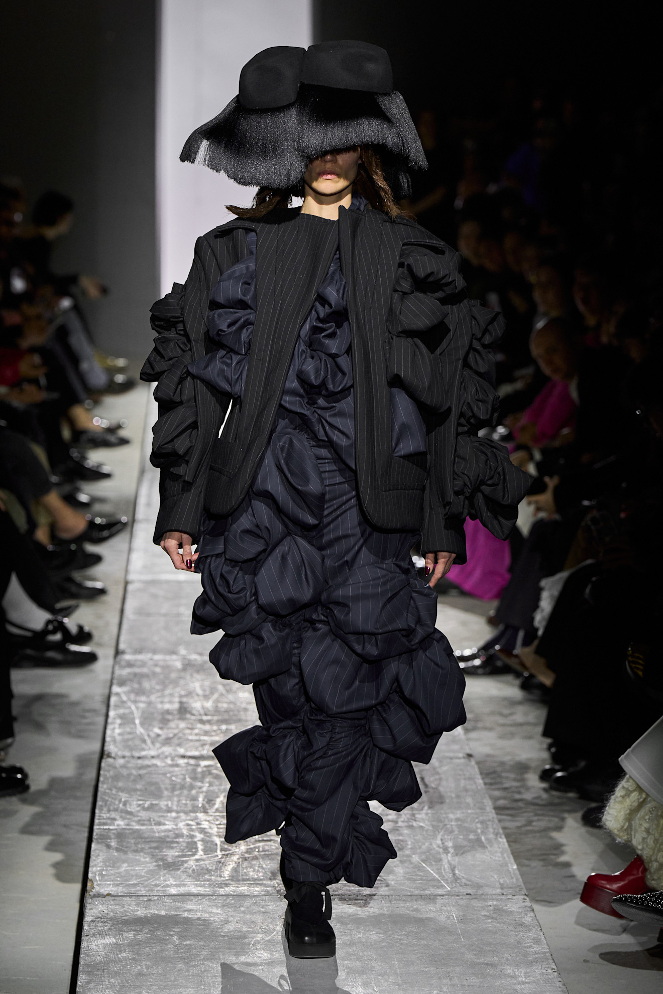 Comme Des Garcons F25 012