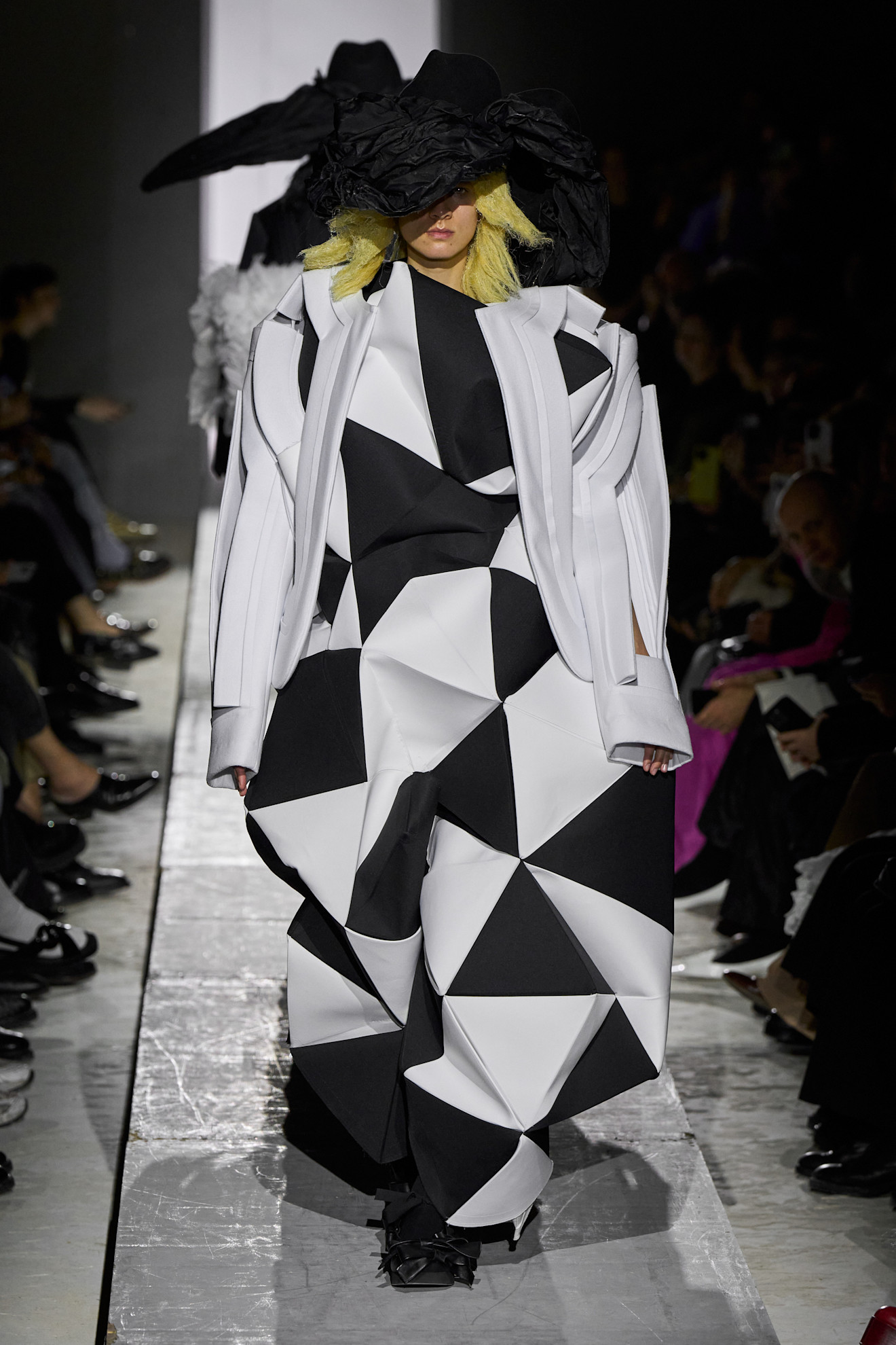 Comme Des Garcons F25 017