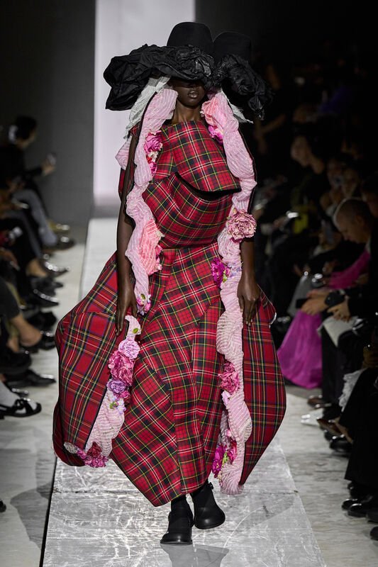 Comme Des Garcons F25 010