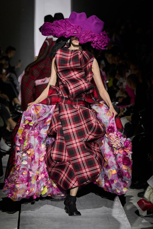 Comme Des Garcons F25 011