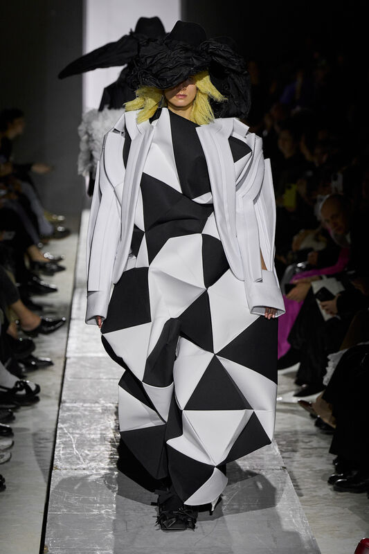 Comme Des Garcons F25 017