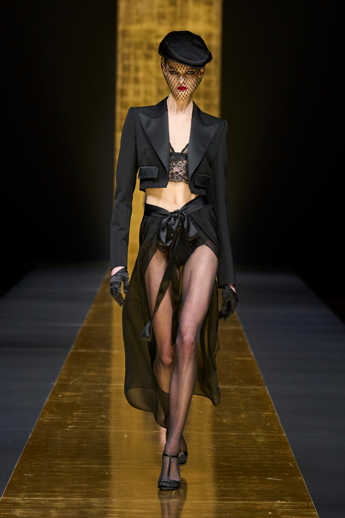 Dolce Gabbana F24 001