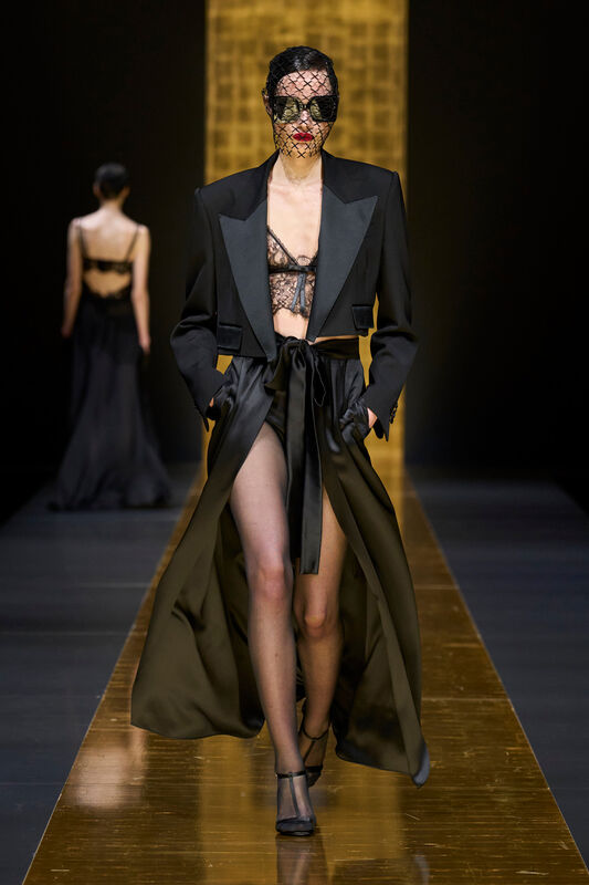 Dolce Gabbana F24 011