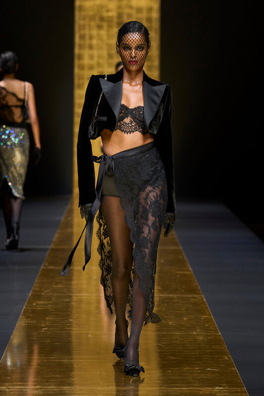 Dolce Gabbana F24 017