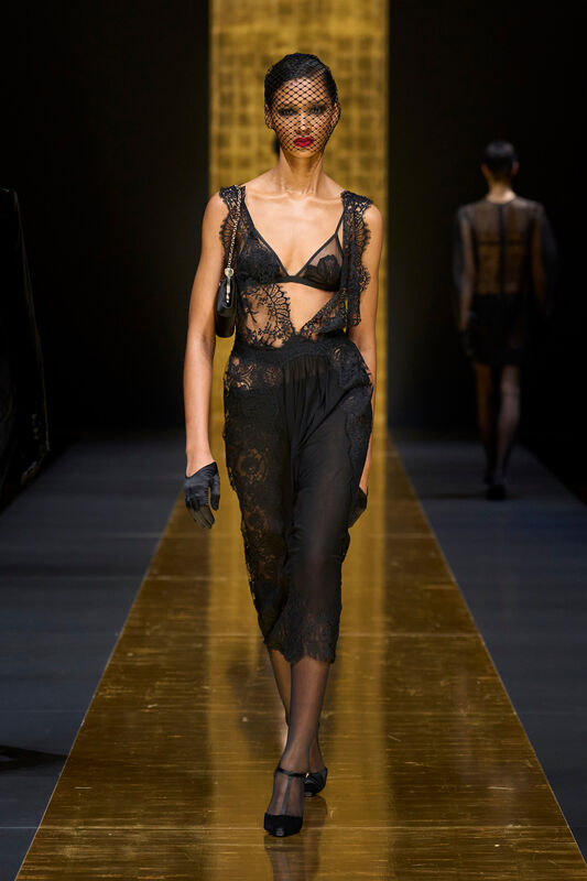 Dolce Gabbana F24 018