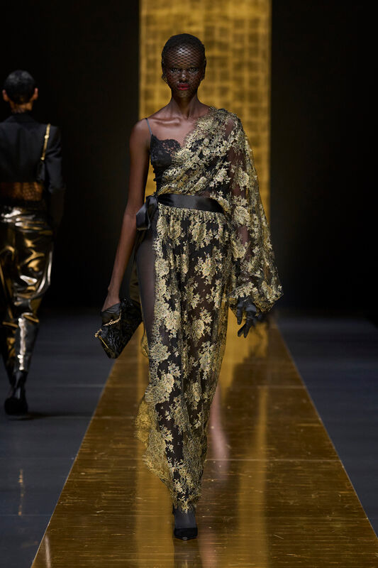 Dolce Gabbana F24 053