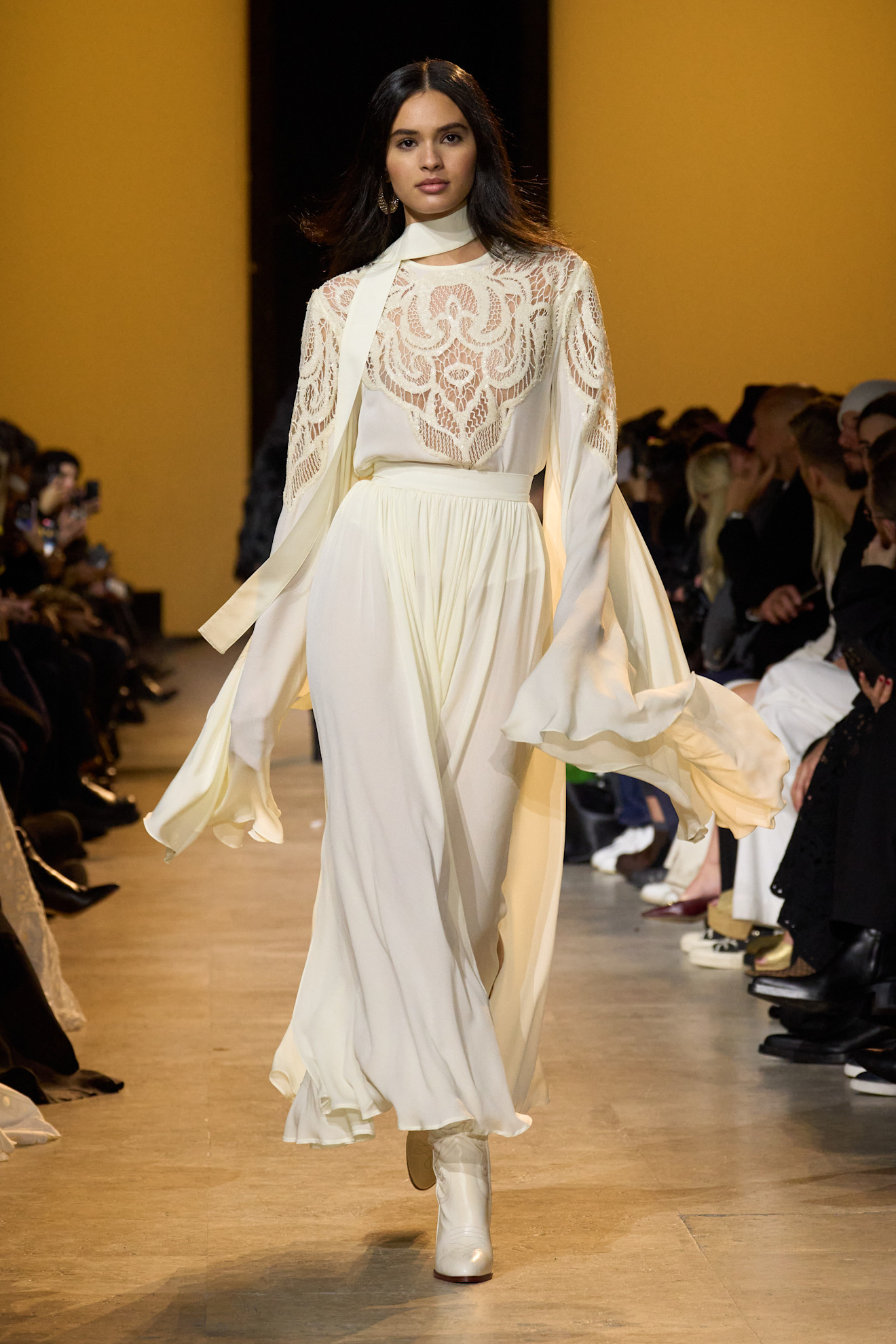 Elie Saab F24 021