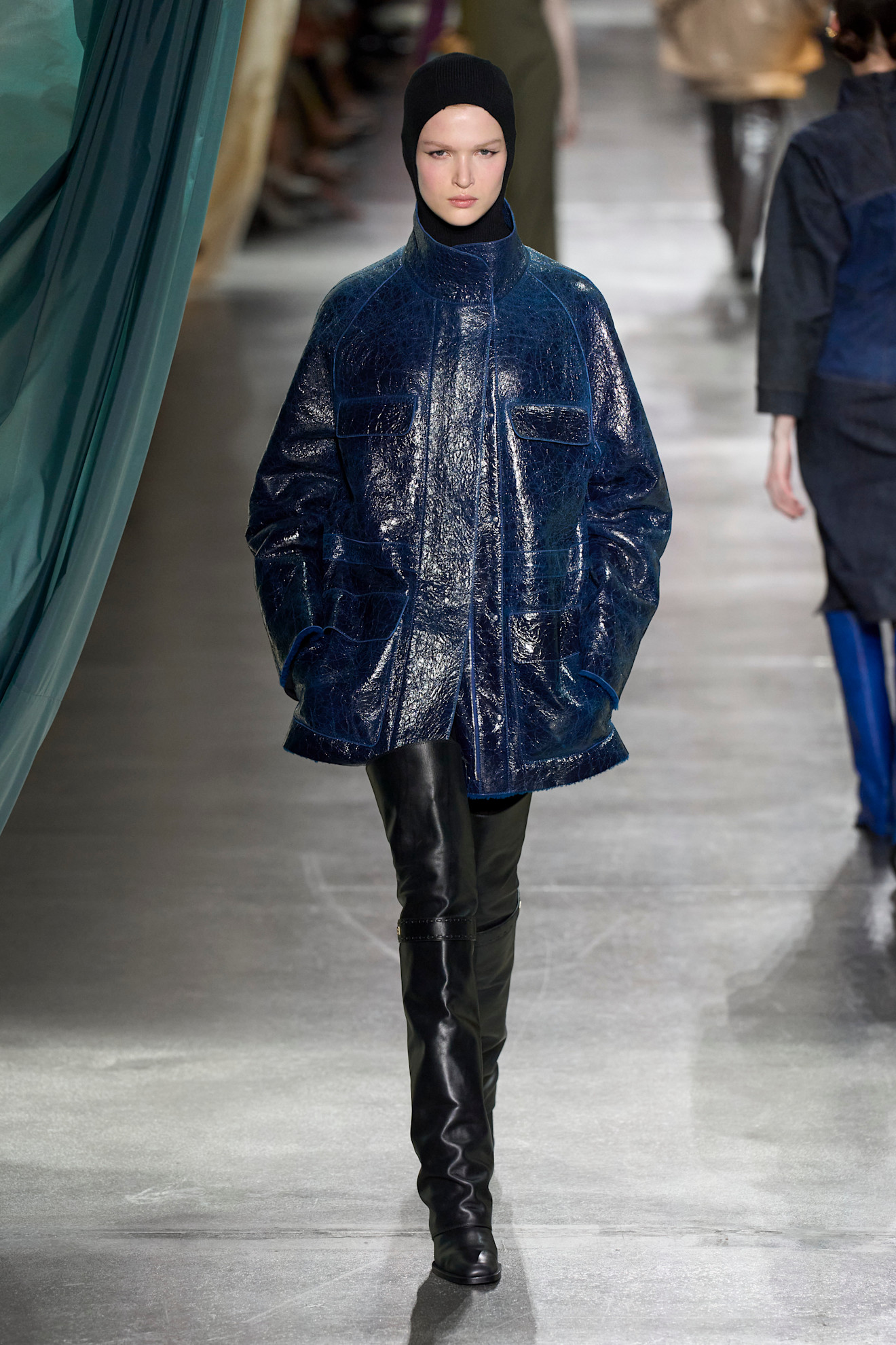 Fendi F24 053