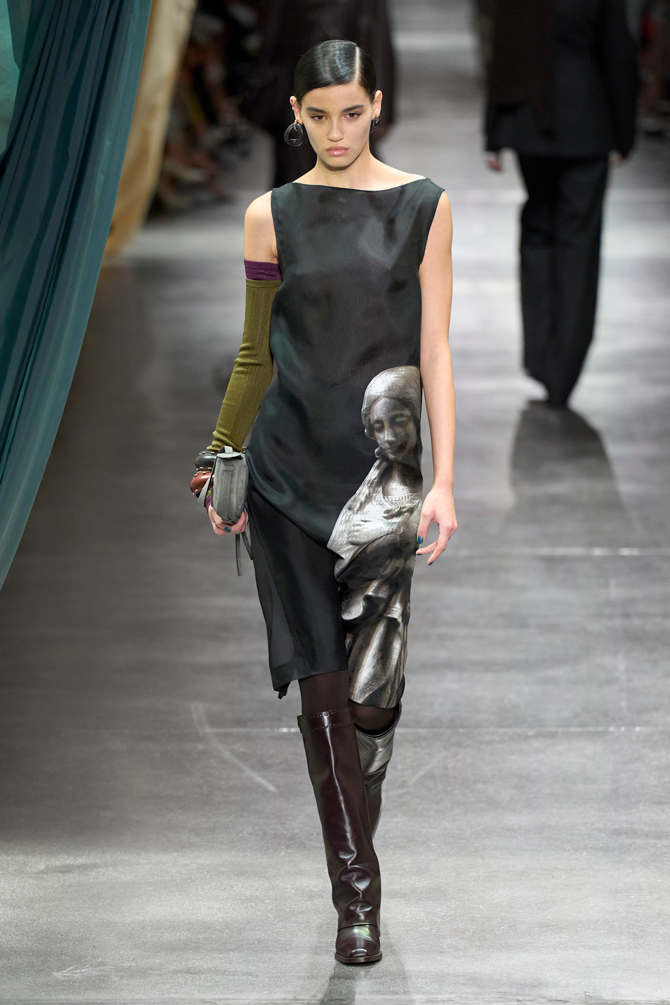 Fendi F24 083