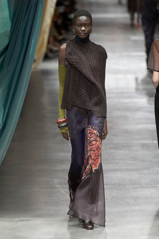 Fendi F24 105